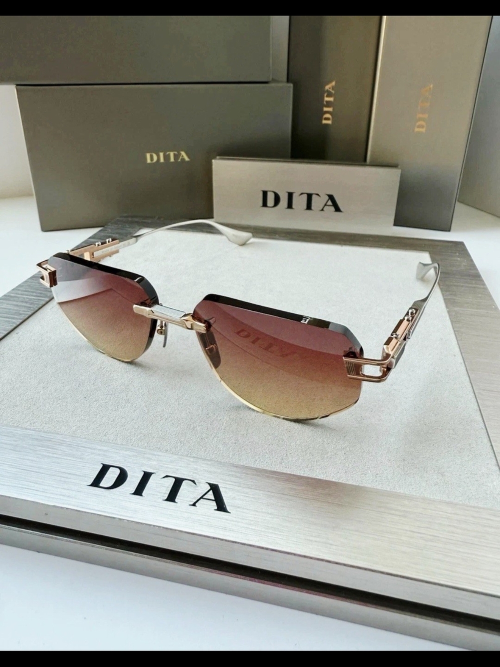 DITA Women's Rimless Gradient Brown Sunglasses - Picture 4 of 9